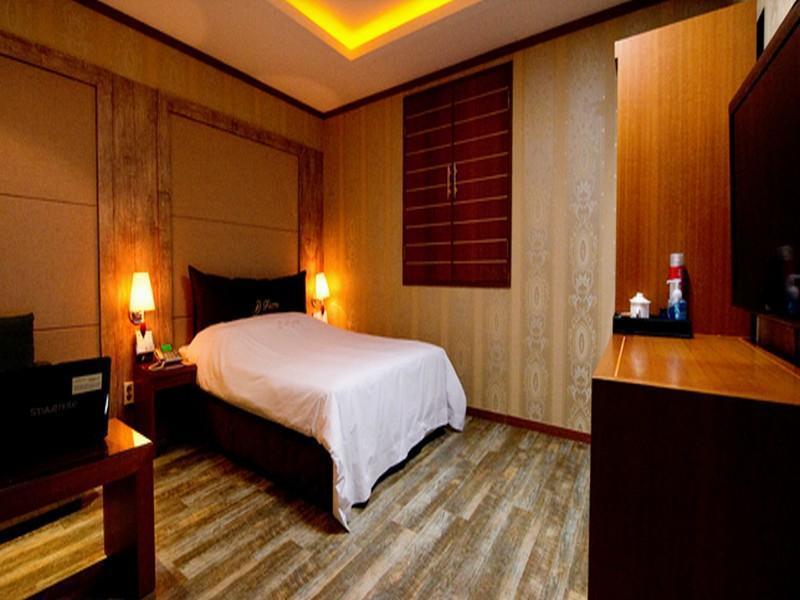 Fiore Hotel Kumi Kültér fotó
