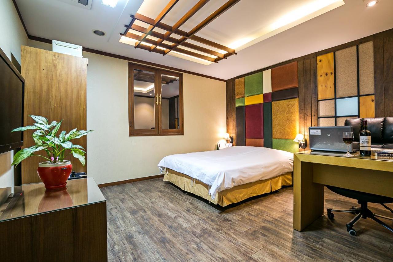 Fiore Hotel Kumi Kültér fotó