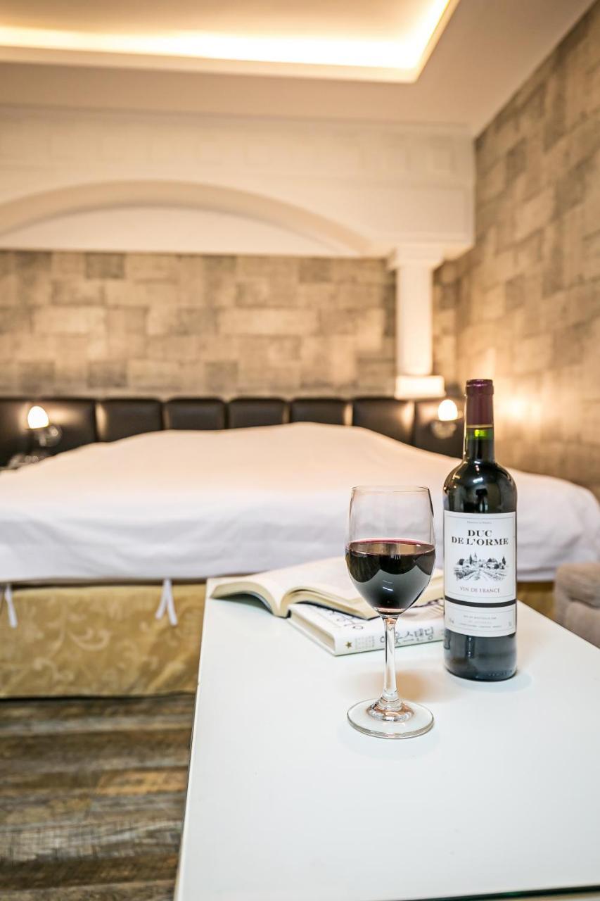 Fiore Hotel Kumi Kültér fotó