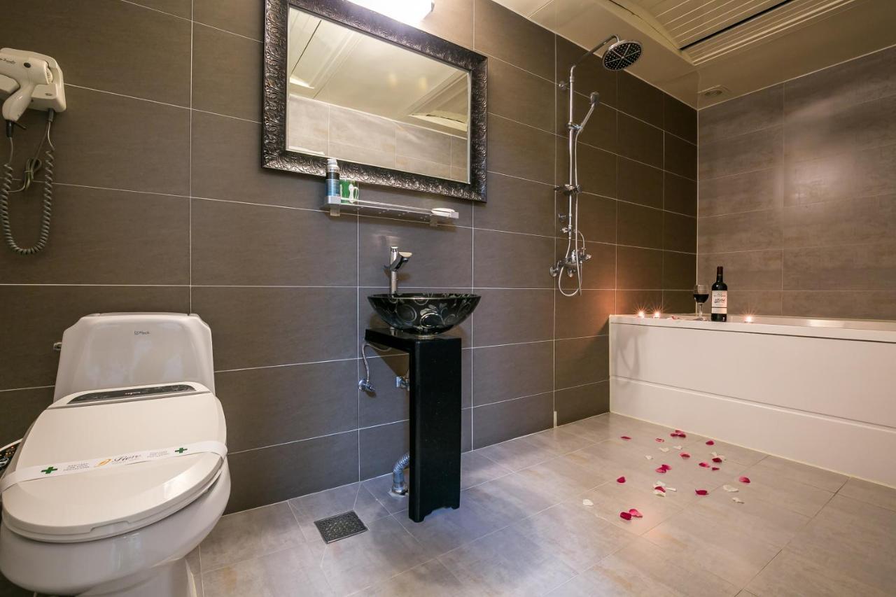 Fiore Hotel Kumi Kültér fotó